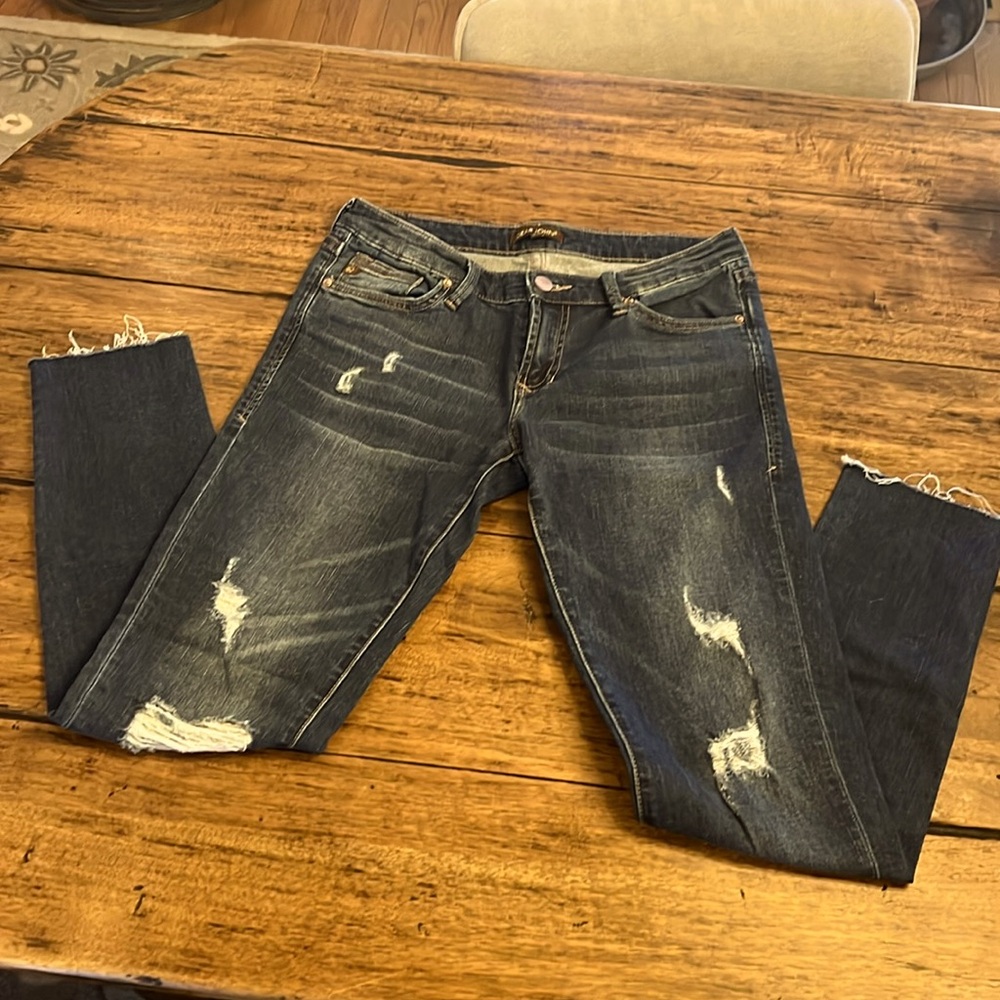 Dear John Distressed Frayed Ankle Jeans.  Size 26